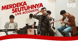 MERDEKA SEUTUHNYA (LIVE ACCOUSTIC) - HELLO HEY SUNDAY AT KEDAI KITA SURABAYA