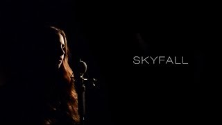 Video thumbnail of "Skyfall (Adele) - Lia Varela & Gianfranco Casanova - Cover"