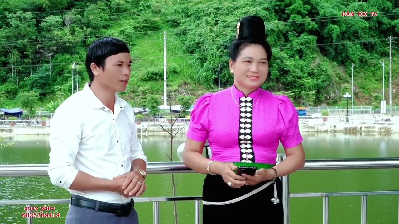 hai giọng ca vàng nghe mãi không thấy chán mọi người cùng lắng nghe và ủng hộ nhé xin cảm ơn