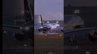 YouTube made it so small #airbus #avaition #boeing #edit #flight #plane #planespotting #youtubeshort