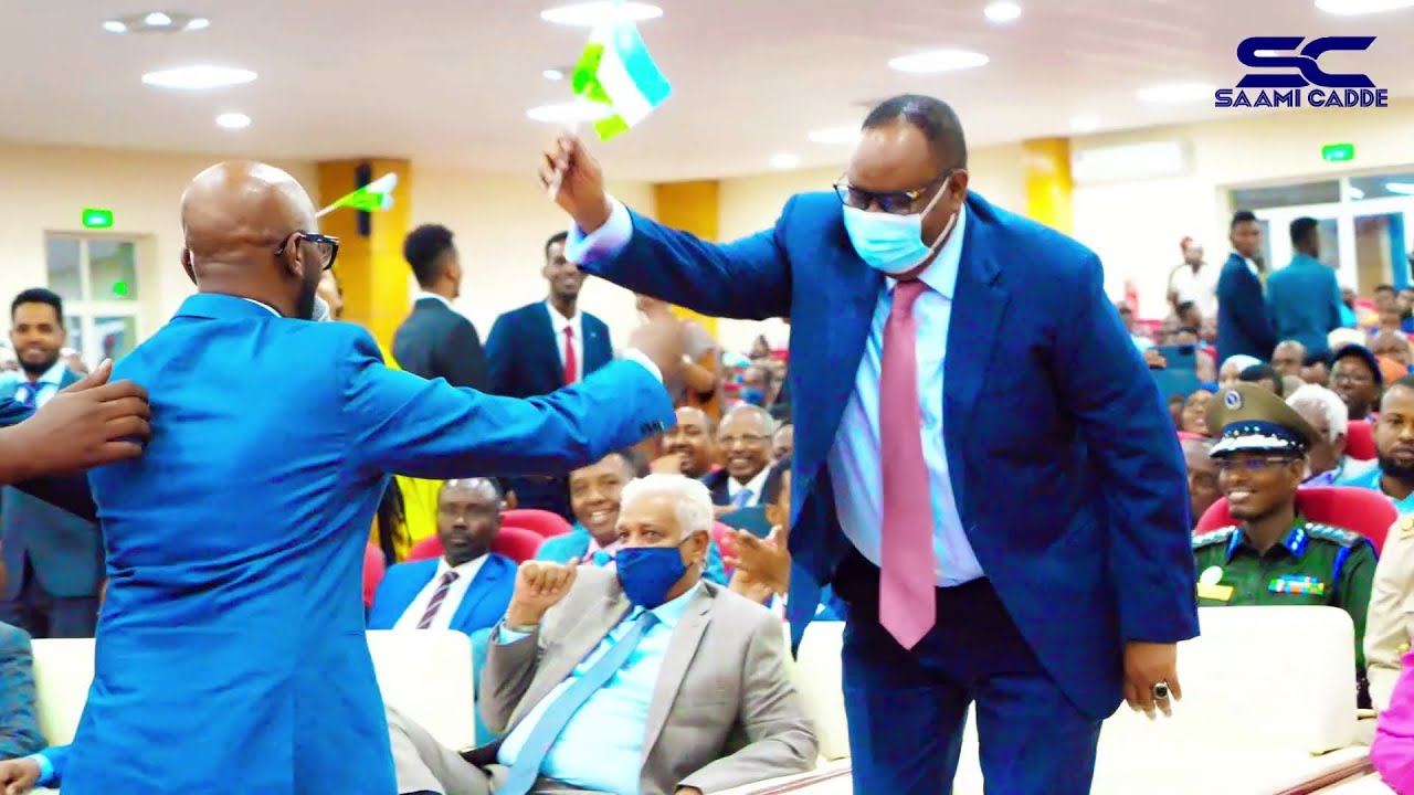 Gillian Anderson jinsiy aloqa video Topla jojasi sikni soradi