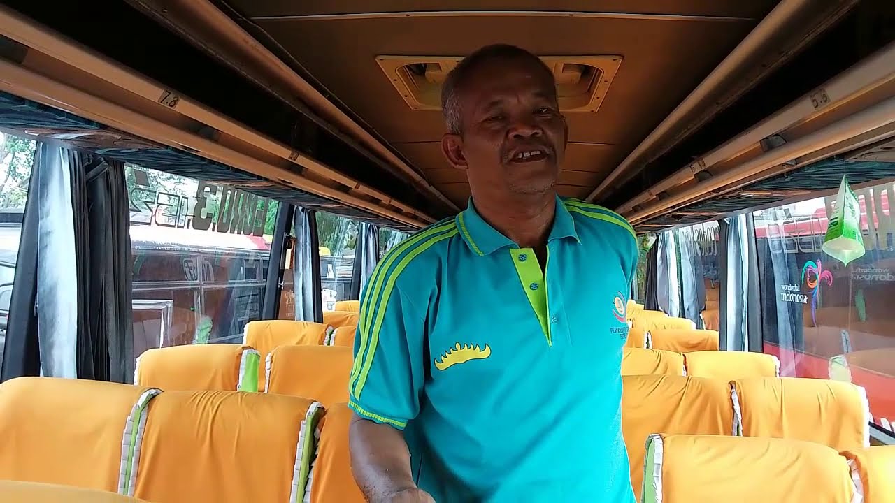 Interior Bus Putri Candi Tujuan Jakarta Lampung Nih Bismania YouTube