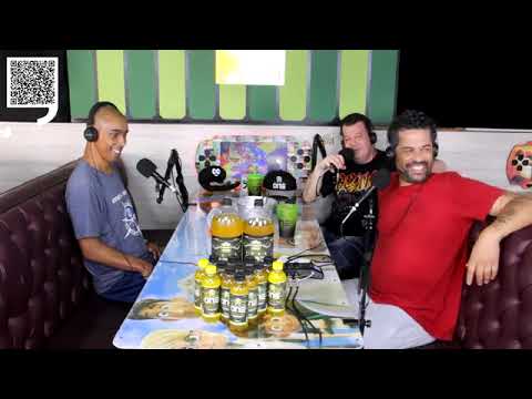 Entrevista no canal  sem vírgula podcast ￼￼￼