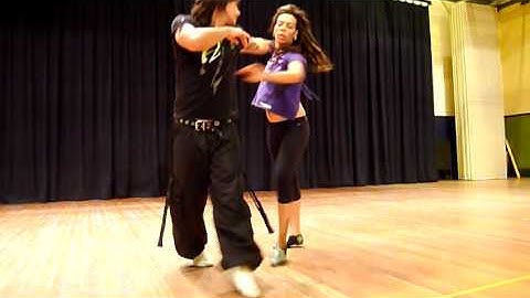 NEO ZOUK Improvisation by Mafie Zouker and Ruanita Santos - 2009