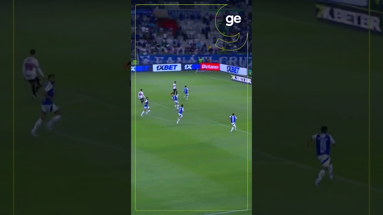 DE PÉ EM PÉ, QUASE GOL DO SÃO PAULO | BRASILEIRÃO 2025 | #shorts | ge.globo