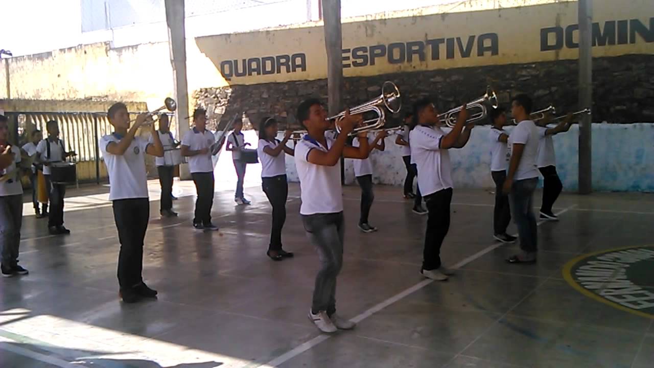 Banda Marcial FCM 2014- EEFM Fernando Cavalcante Mota - YouTube