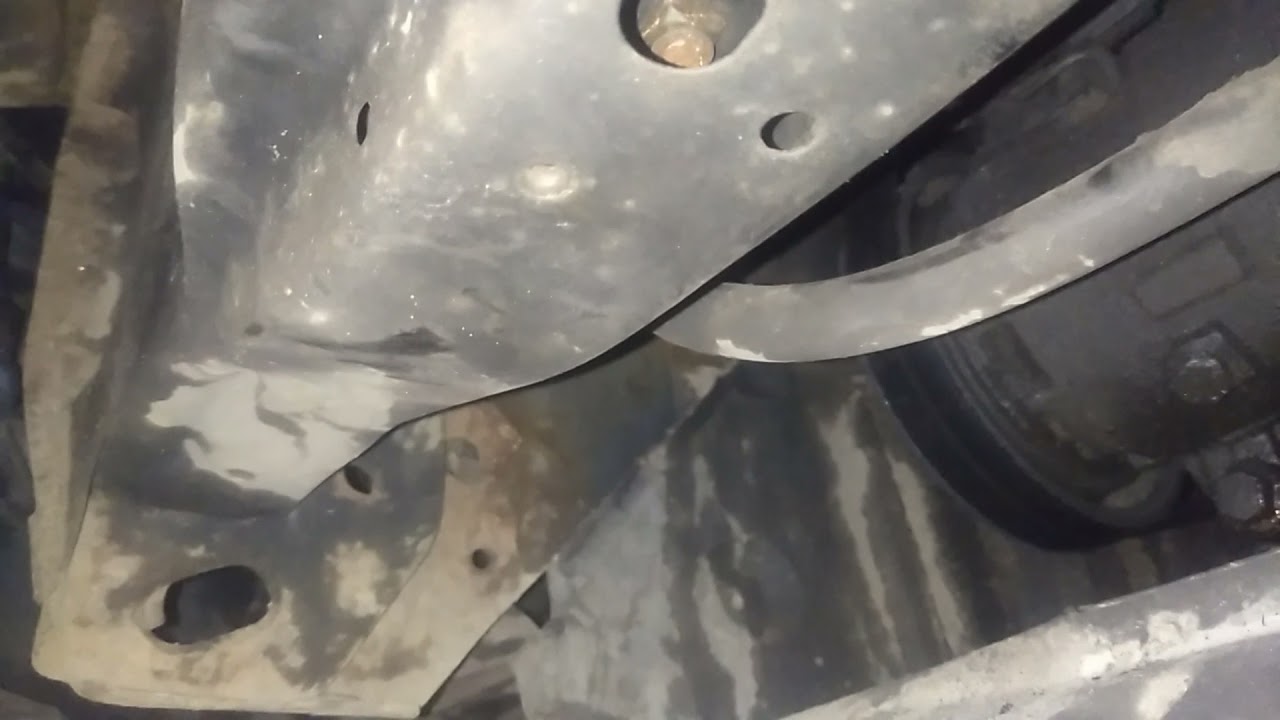 Как подтянуть ремень генератора Ниссан Альмера 2001 1.5 бензин - YouTube