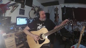 How to Tune a Guitar by Ear (and why you need to learn this!)