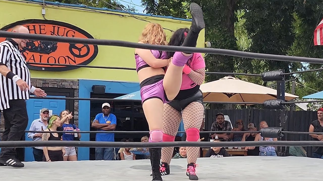 Rhiannon Jones vs. Hurricane Jess