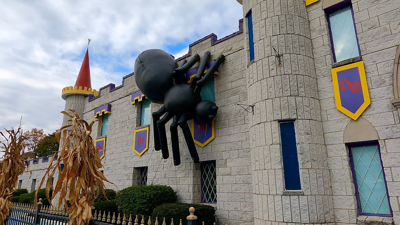 Dutch Wonderland Halloween Walk Through 4K! YouTube