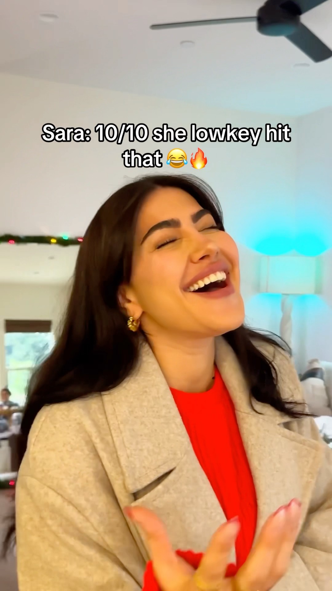 We tried singing this viral Christmas song ?