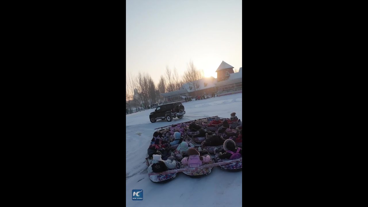 Snow Tubing Drift Brings Winter Fun to Harbin