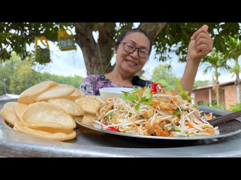 Video: Gỏi Bánh Phồng Năm Mới Trong Chén