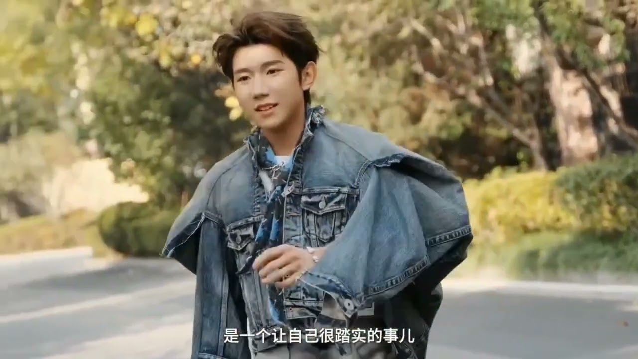 回想起我们无敌宇宙的快乐时光！我何其幸运，能收到你们所有人的生日祝福！