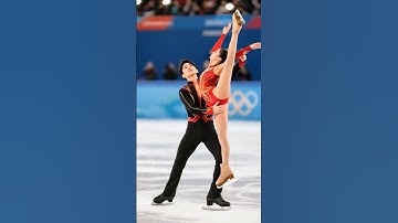 Skating Elegance from China 🇨🇳🎤 | Lift + Gold Medal Interview