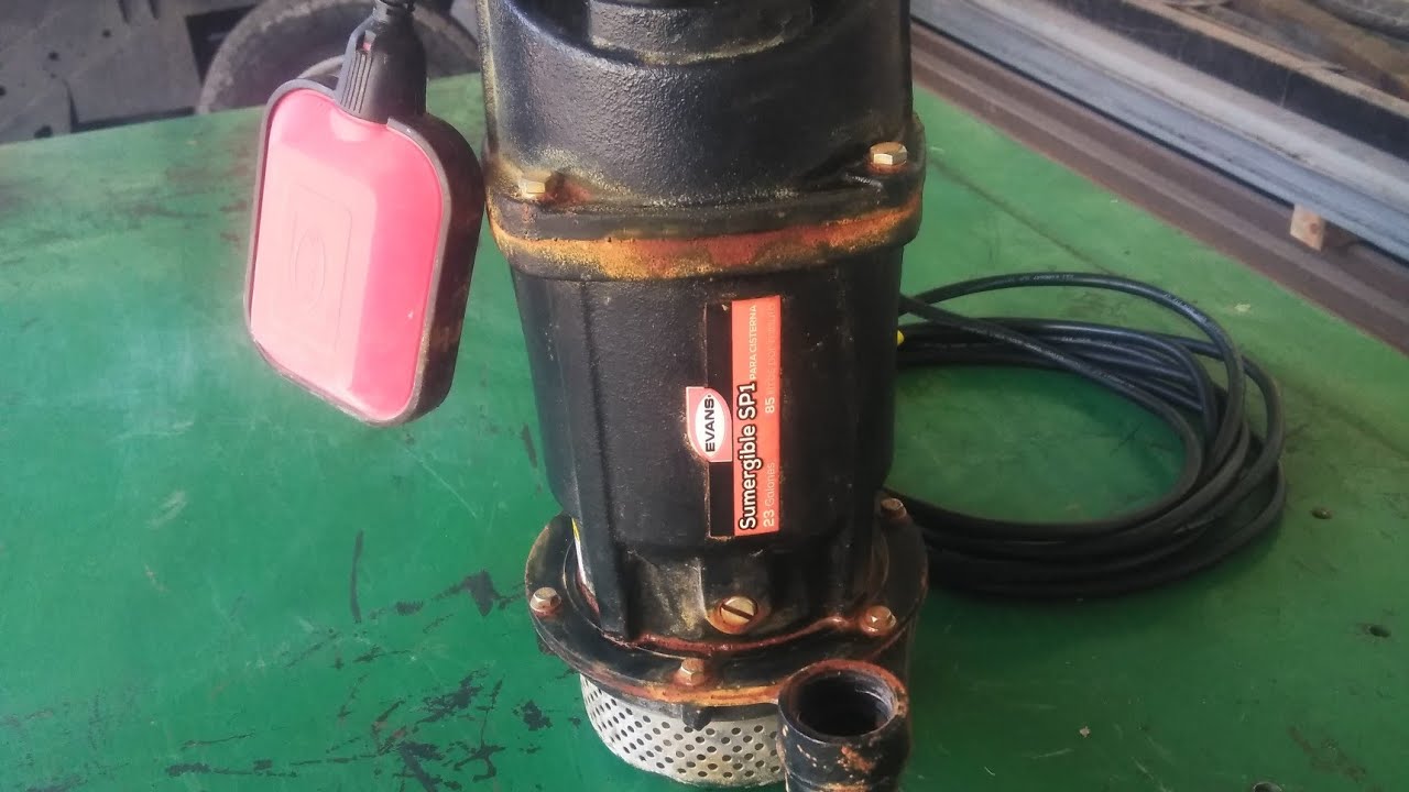 bomba de agua sumergible enciende pero no sube agua