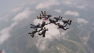 Hannah Berkowitz World Cl 12 Way First Jump As A Licensed Skydiver