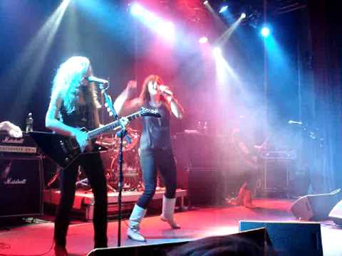 the Donnas - What do I have to do?  (live Stockholm)