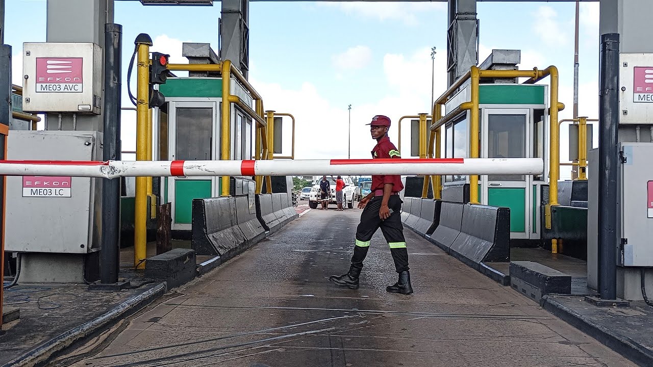 Continuam os protestos contra pagamento de portagens em Maputo