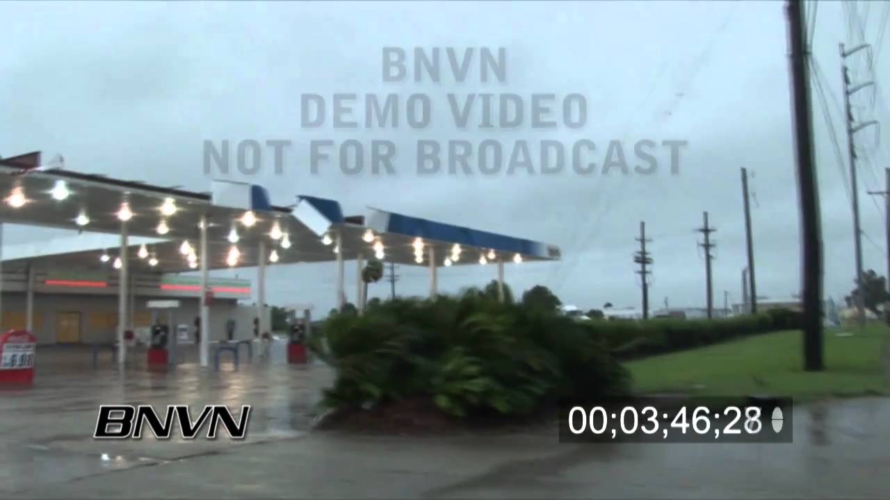 Hurricane Gustav Video, Houma, LA 9/1/2008 - CC 1.