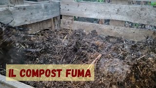 Compost Che Fuma La Prima Fase Aerobica Del Compostaggio La Bio-Ossidazione.