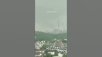 lightning strikes City Tower in Malaysia 😱😱