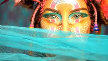 Your Skin Breathes Too - Wandering Minstrel feat. Deepsea Lights (Official Music Video)