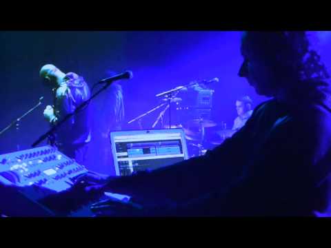 Ver Evolution - EMBED live@02Brixton en YouTube Ver Evolution - EMBED live@02Brixton en YouTube