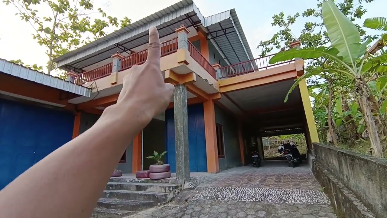 ❌️TERJUAL. Rumah 3 lantai luas 630m. luas bangunan 400m harga 550jt. hadap jalan raya DPU kabupaten