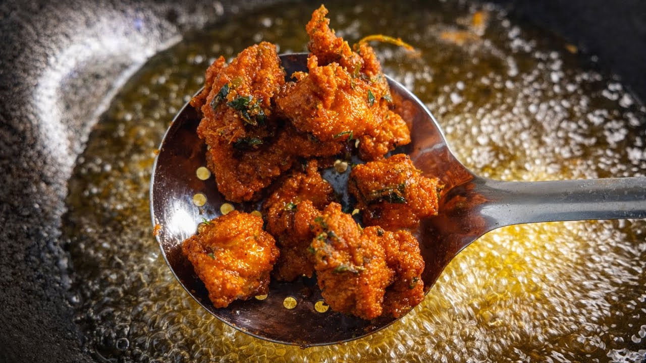 Chicken Pakora Recipe | Crispy & Juicy Street Style Chicken Pakoda at Home