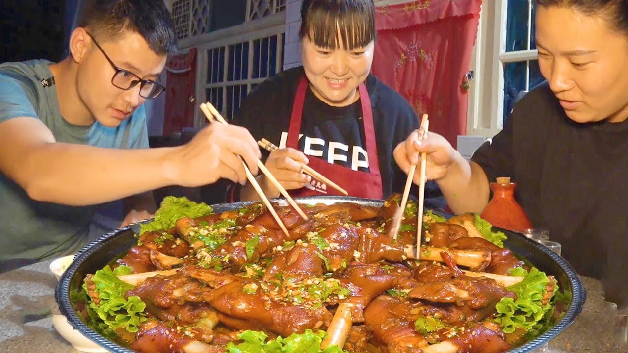 75元买15个羊蹄 做 麻辣羊蹄 给弟弟解馋 酸辣过瘾 太美了 陕北霞姐 Youtube