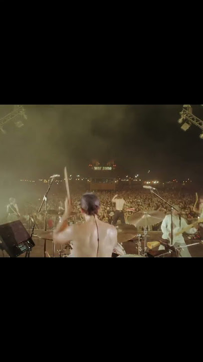 BIRDS (Live in France)