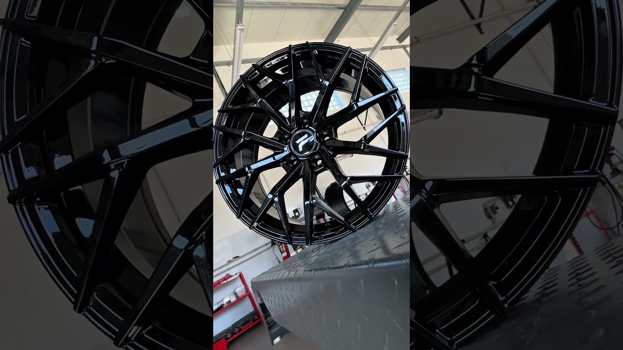 Janta aliaj FLOWTEC VENTI 7.5x17 5x114.3 et40 Gloss black