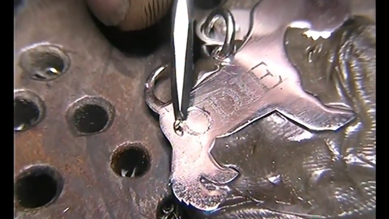 Hand Engraving a Platinum Dog Collar Name Tag - YouTube