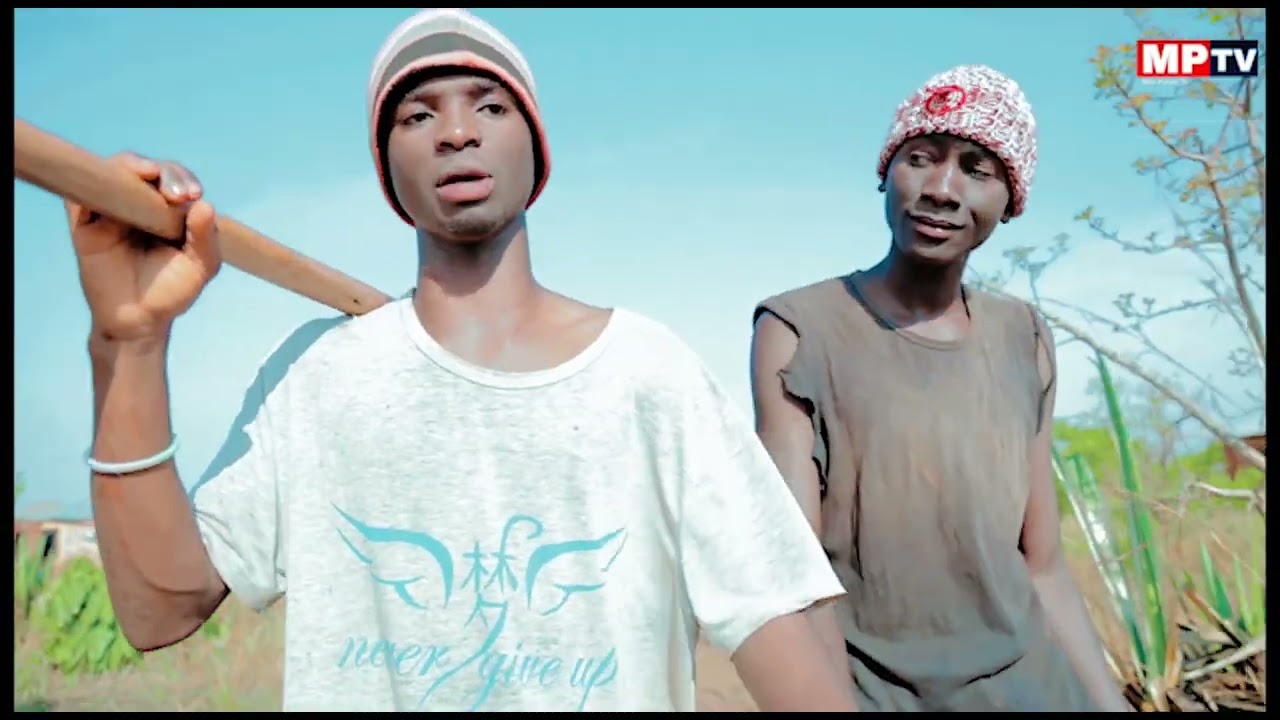 EXTRA SOUND ON MOZ PUBLIC MOOD BONG ATAJA FOUNDER TZ,FID Q NA WA WASANI WENGIN WENYE BIDII KIMZIK TZ