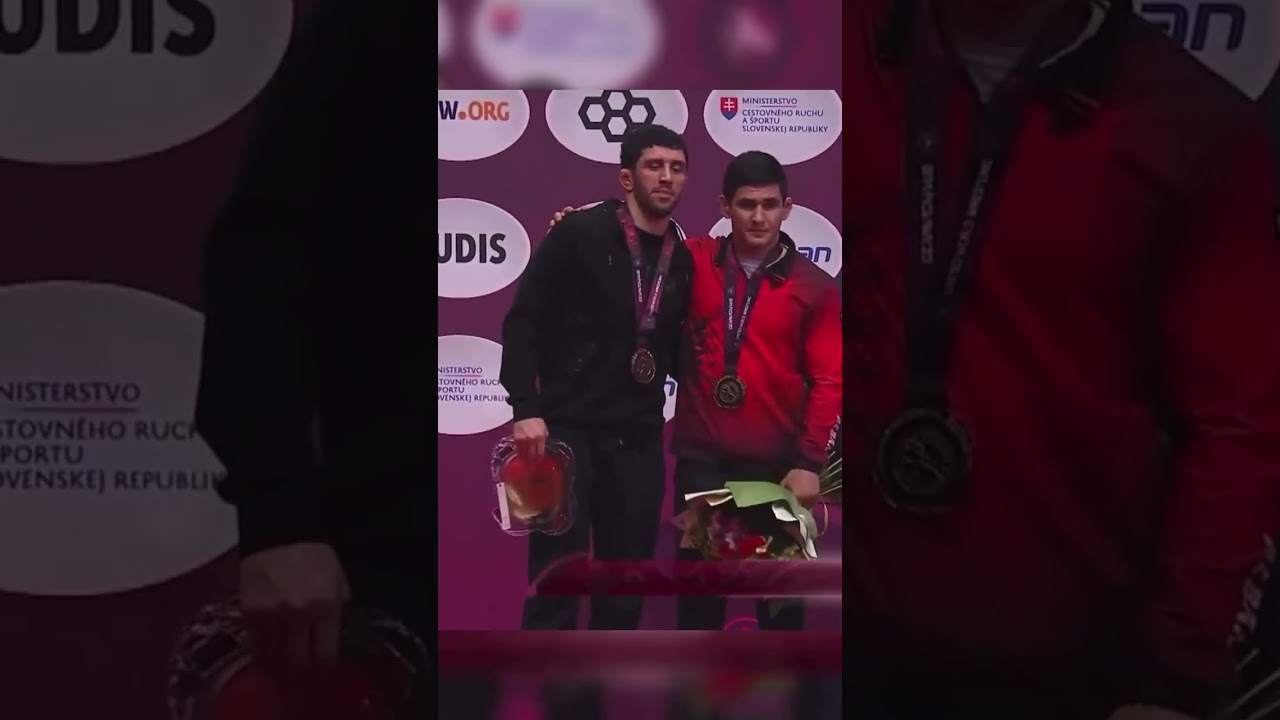 Уважение превыше всего 👏Чермен Валиев и З.Сидаков 🤼‍♂️💪 