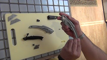 Stanley 10-788 utility knife blade change and assembly