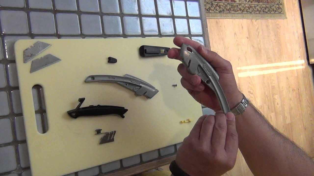 Stanley 10-788 utility knife blade change and assembly - YouTube