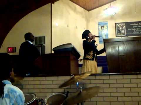 Eld. Robert Moore playing "O how I love Jesus" ser...