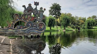 Старая мозаика в парке г. Ровно, крокодил, русалка.