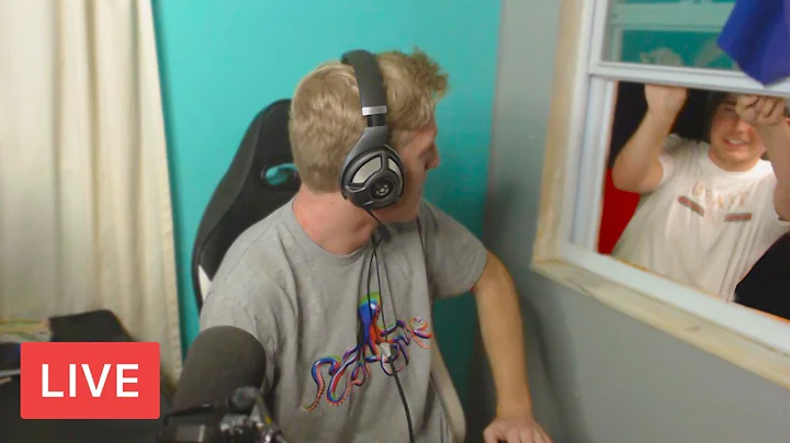 Surprising Tfue With $10,000 Live - Fortnite - 天天要闻