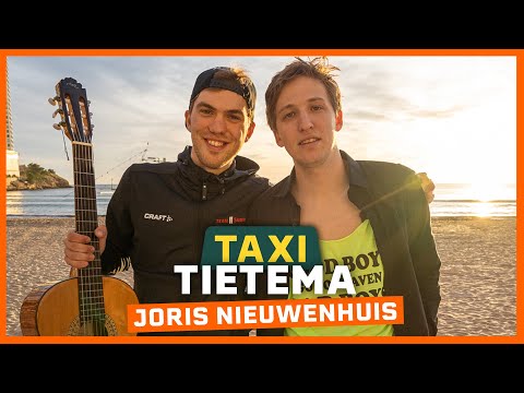 JORIS NIEUWENHUIS verdient z'n geld als STRAATMUZIKANT | Taxi Tietema