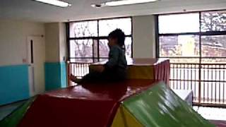 しょう君、アスレチックスペースで遊ぶ20090329-01