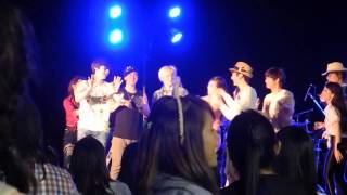 20130427 Nu'est camping in Thailand  Funny Dance