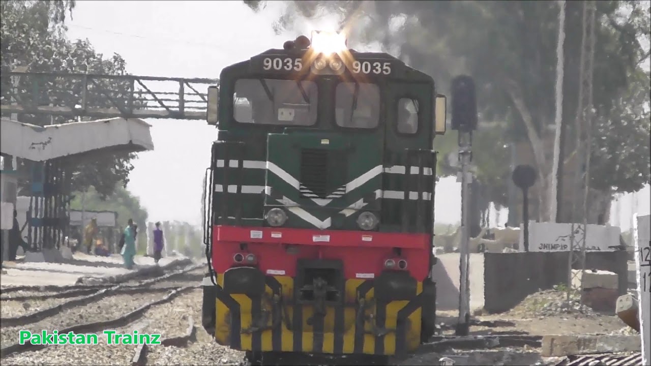 Pakistan Railway Most Powerful 4500 HP GE ES43 With Long Coal Hopper Train