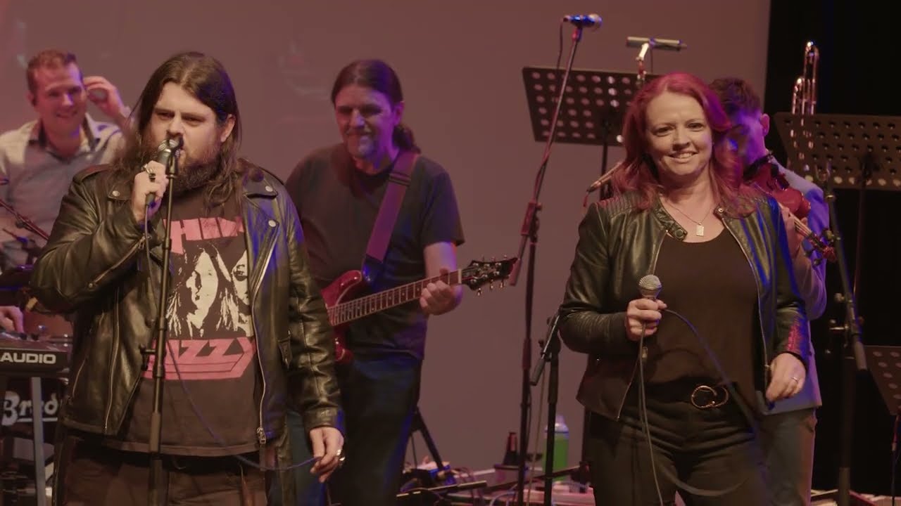 Theme Night #29 - I'd Do Anything For Love (Jamie Callaghan and Joanne Stenson)