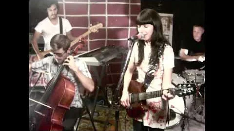 MEREDITH MEYER- "AIN'T IT DIVINE"