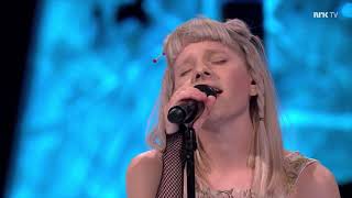 AURORA - Walking In The Air (Live at Nidarosdomen) chords