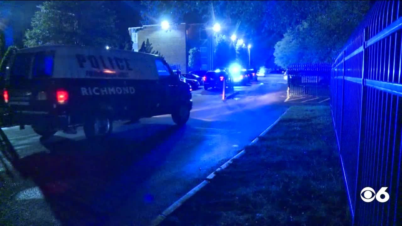 1 critically injured in double shooting at Richmond apartments - YouTube