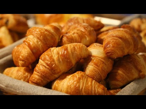 Video: Paano Gumawa Ng Mga Croissant